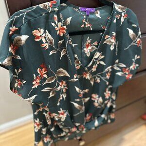 Hunter Green Floral Blouse (Stitch Fix) - Like New